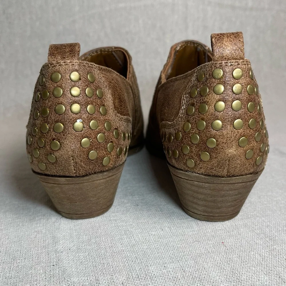 Sugar | Brown Western Style Studded Booties | Size 8 - Picture 4 of 9